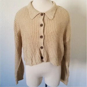 Urban Outfitters Cropped Collared Cardigan Sweater in Light Sand-Size Small NWOT